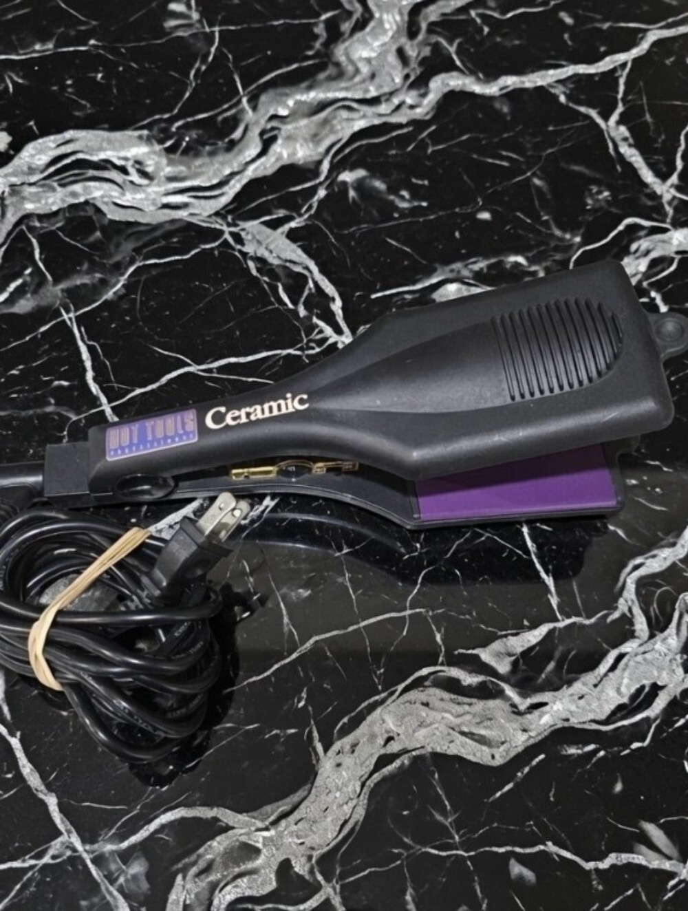 GOODHot Tools Professional 2" Ceramic Tourmaline Flat Iron 170 watts Model 1177